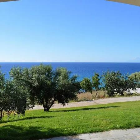 Sun Thalassa